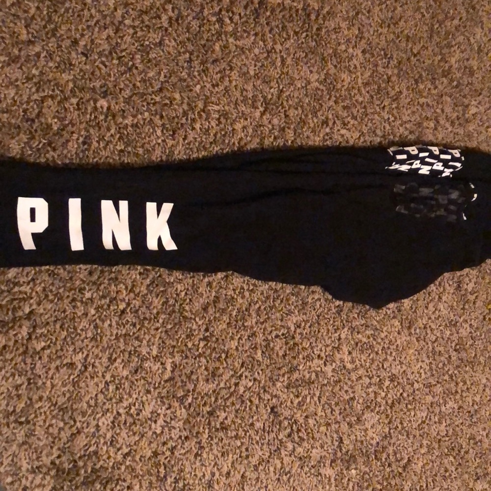 Victoria Secret PINK black leggings size small.